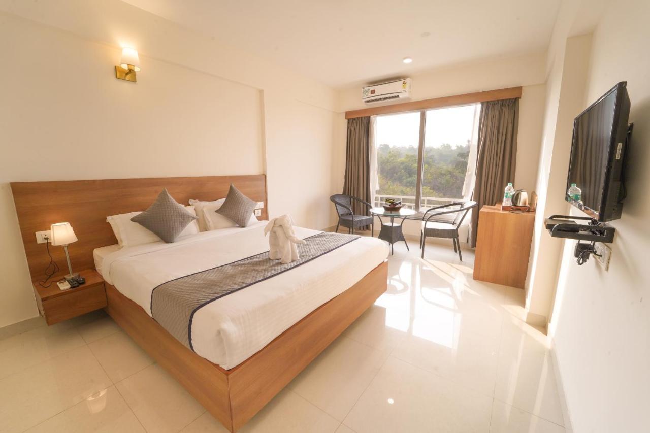 Hotel Wayfarer Porvorim Luaran gambar