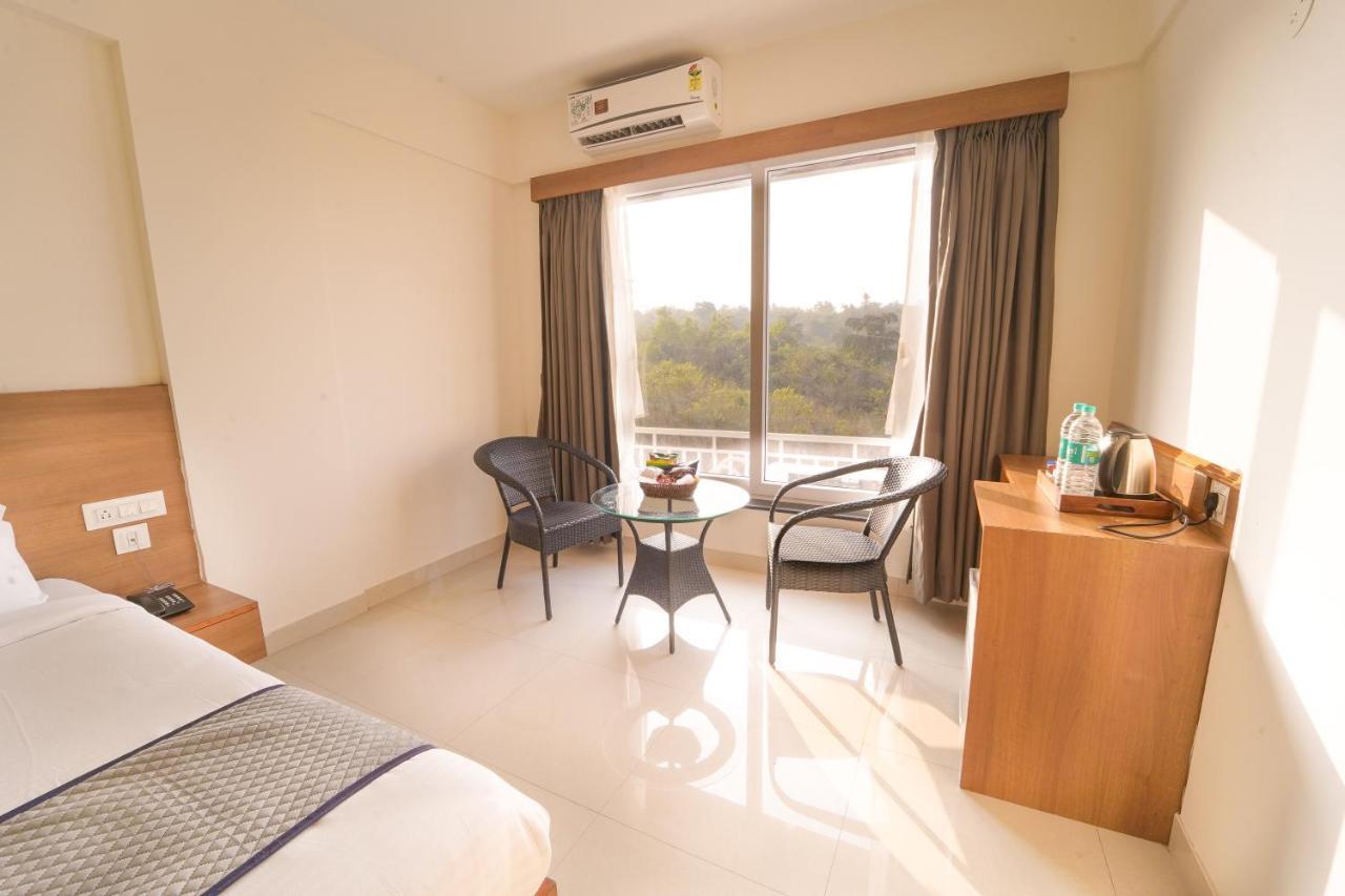Hotel Wayfarer Porvorim Luaran gambar